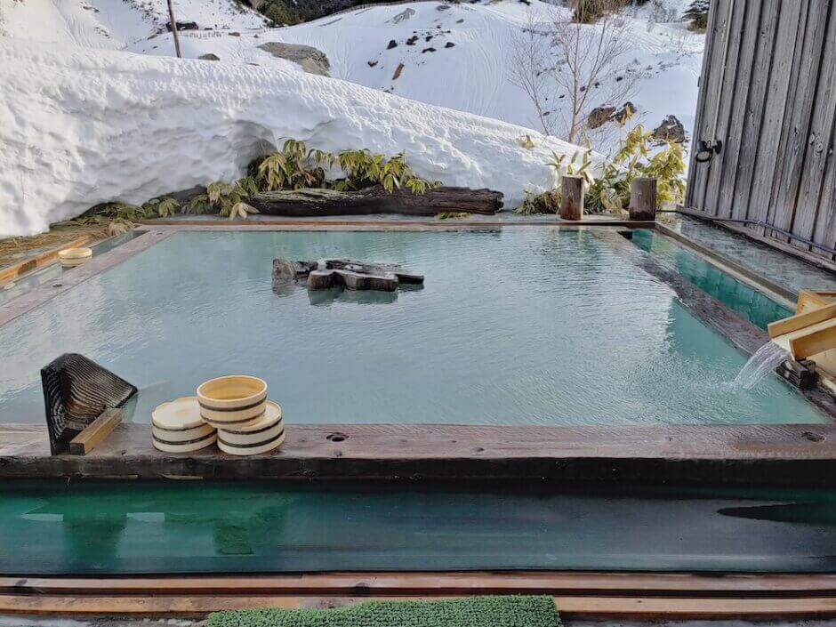 万座温泉